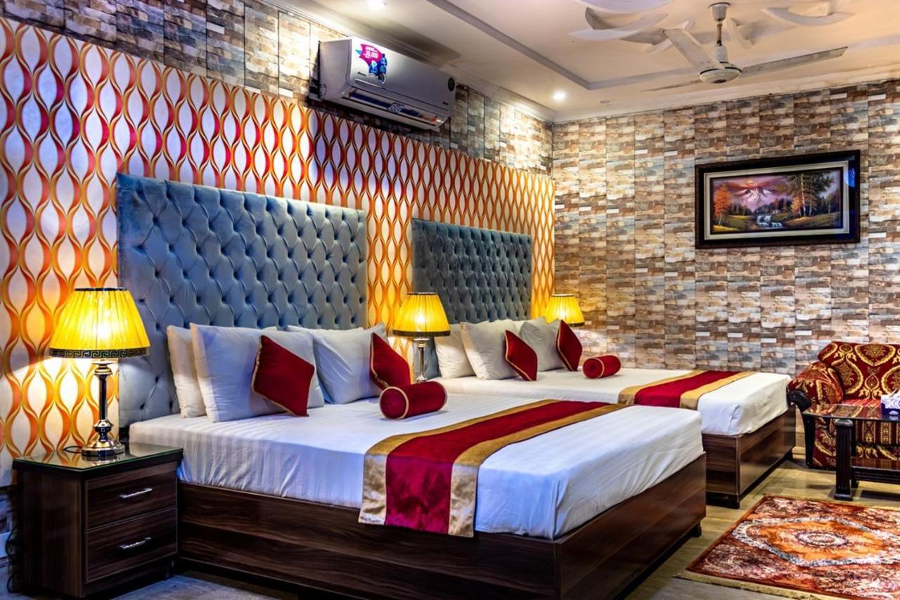 Rose Palace Hotel, Gulberg Лахор Экстерьер фото