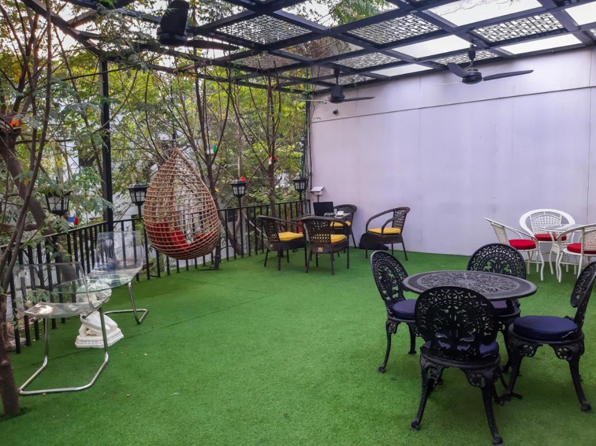 Rose Palace Hotel, Gulberg Лахор Экстерьер фото