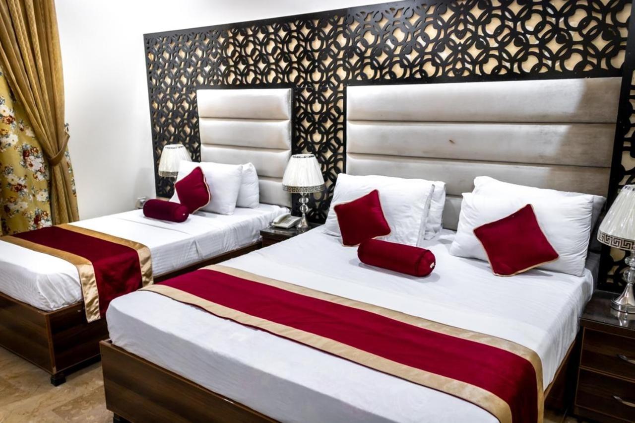Rose Palace Hotel, Gulberg Лахор Экстерьер фото